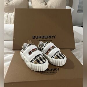 Toddler Burberry Shoes
